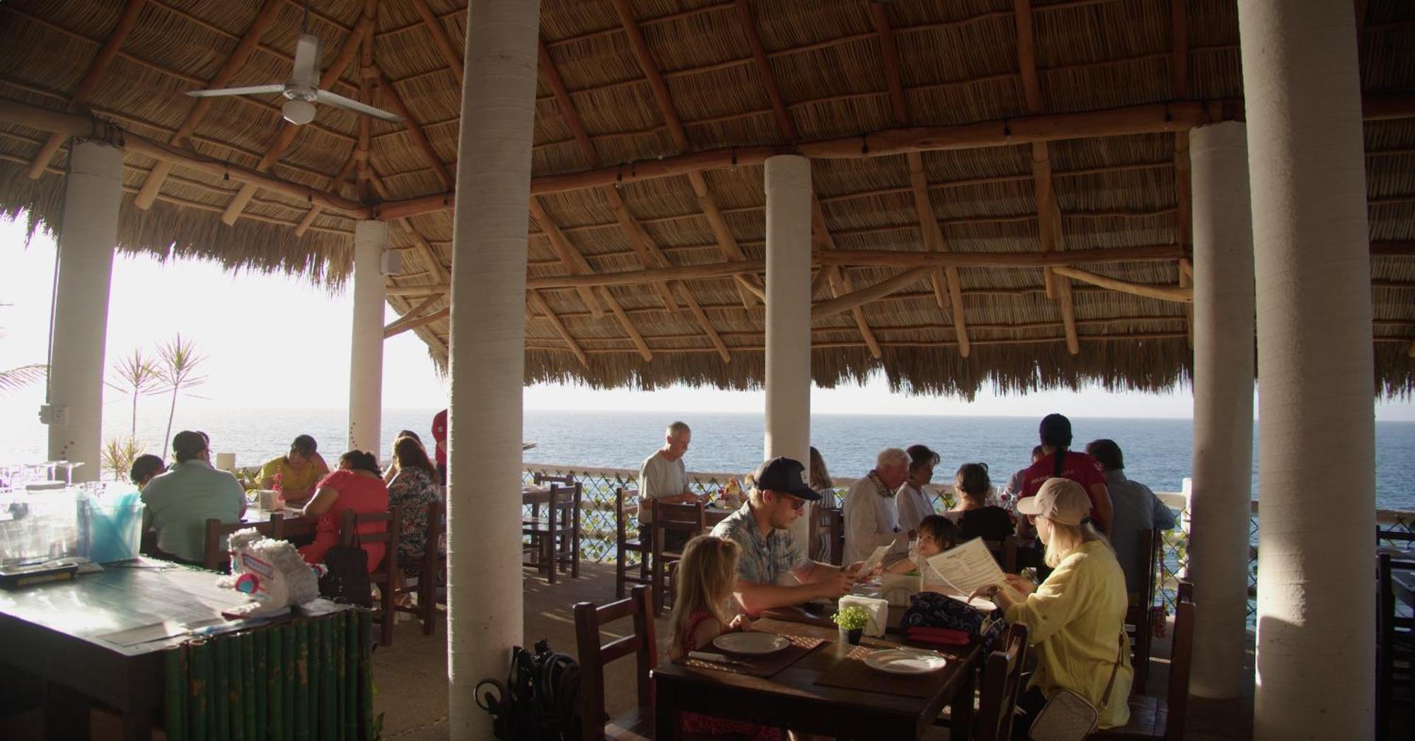 Traditional Sierra Leon Oceanfront Rooms - Adults Only Puerto Vallarta Exterior foto